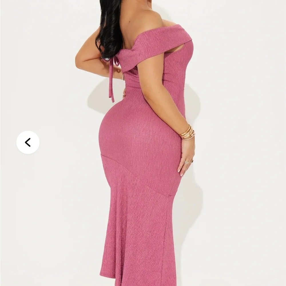 Elegant One-Shoulder Pink Dress